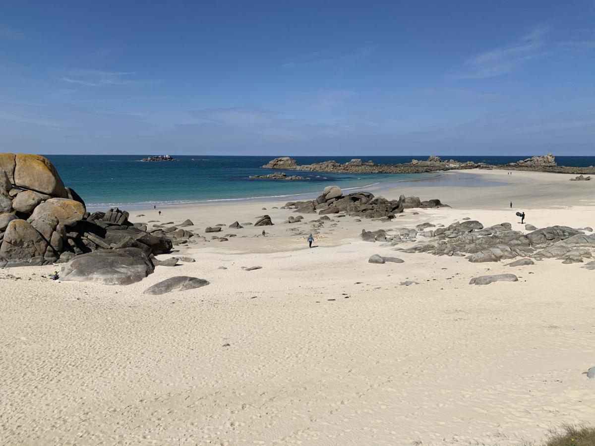 L'escale 551, gîte Santec à 250m de la plage Esterno foto